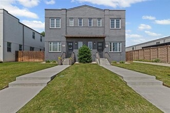 124 Wimberly St in Fort Worth, TX - Foto de edificio - Building Photo