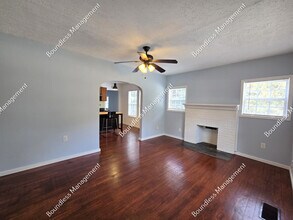2473 N Bayard St in East Point, GA - Building Photo - Building Photo