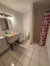 36 Nicholas Ave in Greenwich, CT - Building Photo - Building Photo