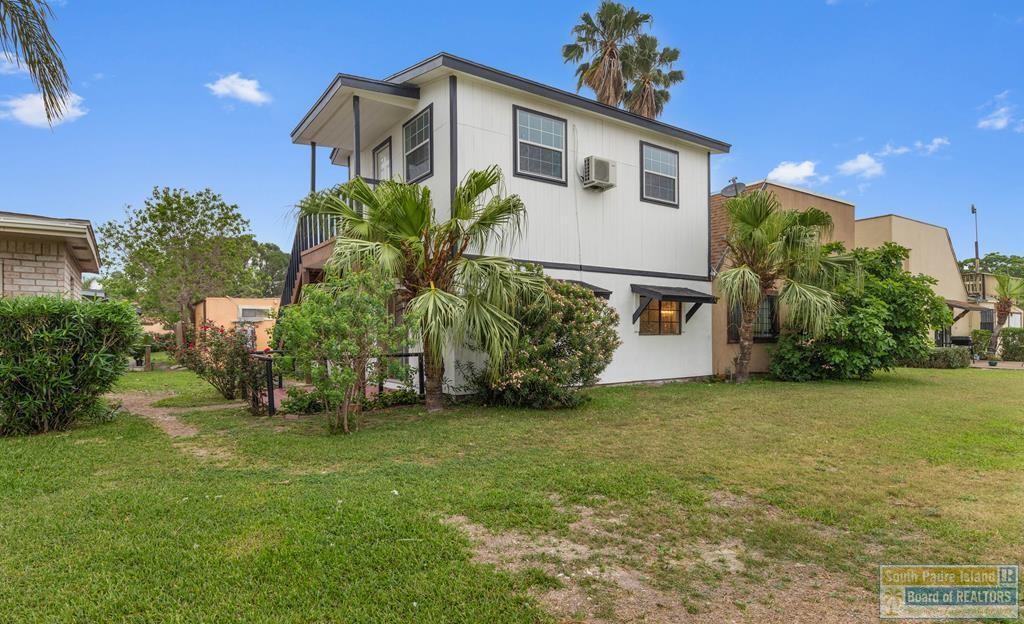 313 McFadden Dr in Brownsville, TX - Building Photo