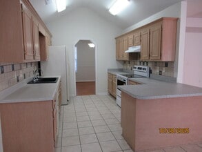 6775 J J Roberts Dr in Sumter, SC - Building Photo - Building Photo