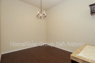 672 Creekside Cir in New Braunfels, TX - Building Photo - Building Photo