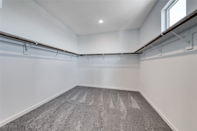 property at 1038 Delbrook Ave