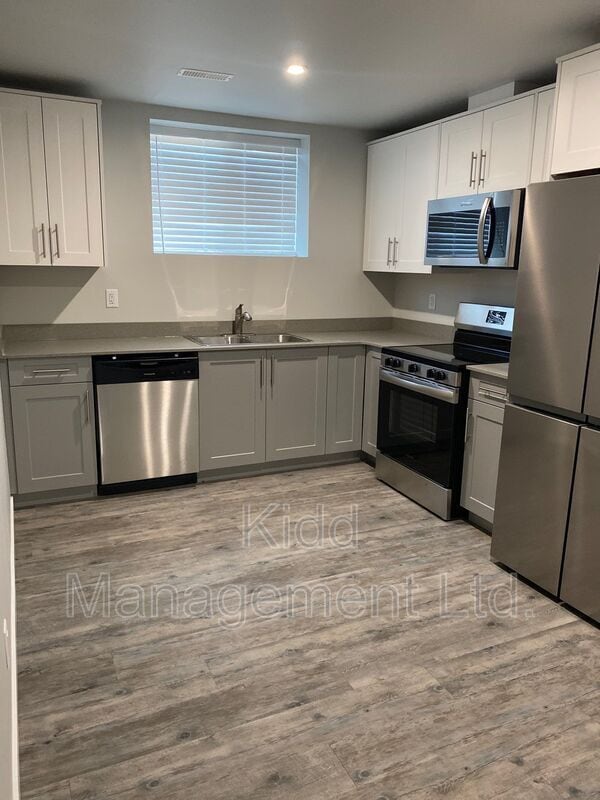 property at 5564 Kidd Pl