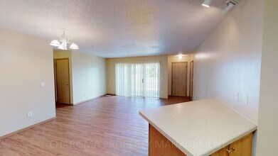 7007 56th St in Sioux Falls, SD - Building Photo - Building Photo