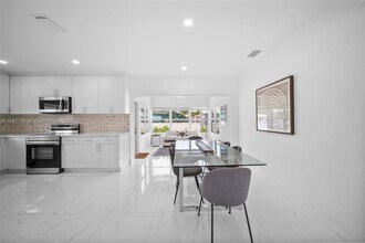 1625 Johnson St in Hollywood, FL - Building Photo - Building Photo