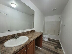 6223 E Sahara Ave in Las Vegas, NV - Building Photo - Building Photo