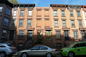 265 W 131st St in New York, NY - Building Photo - Building Photo