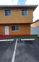 65 NE 12th Ave in Homestead, FL - Building Photo