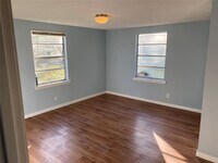 13331 W Hardy Rd photo'