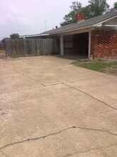 297 Glendon St in Gladewater, TX - Building Photo - Building Photo