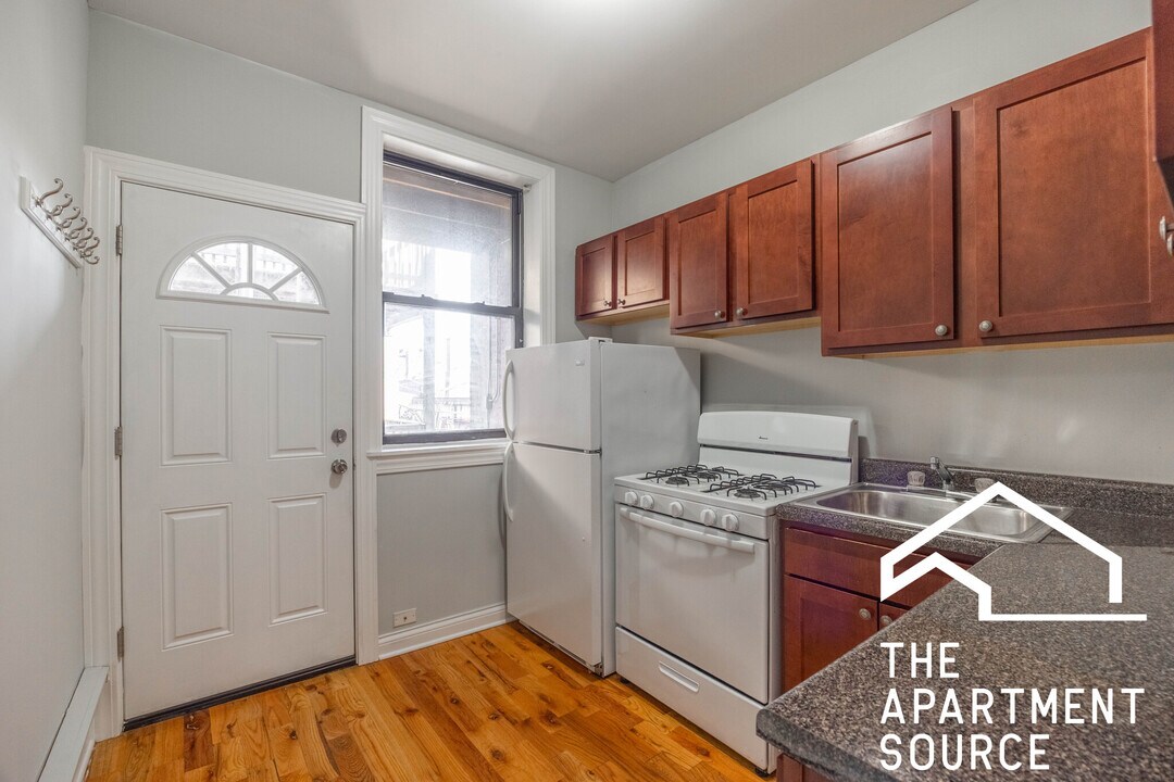4415 N Wolcott Ave in Chicago, IL - Building Photo