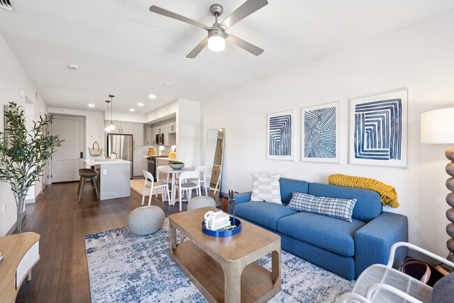 Panorama Riverpark in Oxnard, CA - Foto de edificio - Building Photo