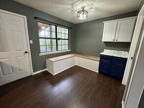 610 W 4th Pl in Russellville, AR - Building Photo - Building Photo