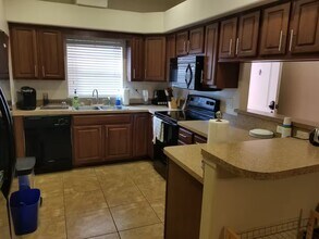 2097 Hidden Grove Ln, Unit 102 in Merritt Island, FL - Building Photo - Building Photo