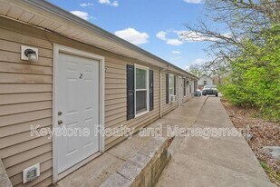 191 Oak St in Clarksville, TN - Building Photo