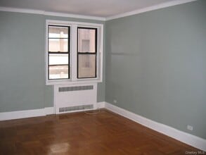 221 E 18th St in Brooklyn, NY - Building Photo - Building Photo