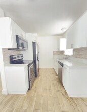3530 NW 1st Ct in Fort Lauderdale, FL - Building Photo - Building Photo
