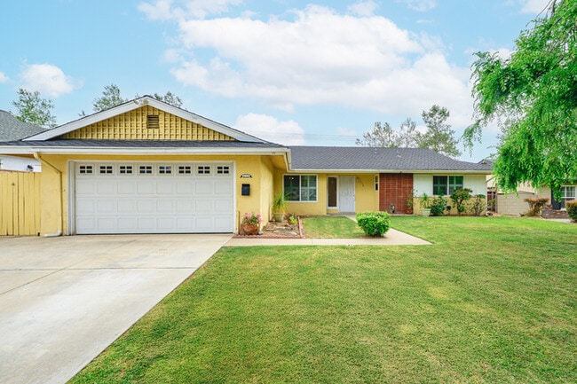 property at 572 E Ghent St