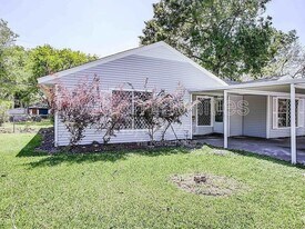 1118 Madison Ave in Pasadena, TX - Building Photo