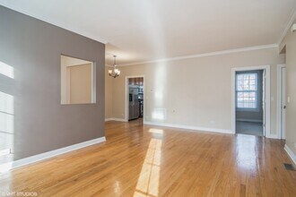 215 S Evergreen Ave in Arlington Heights, IL - Building Photo - Building Photo