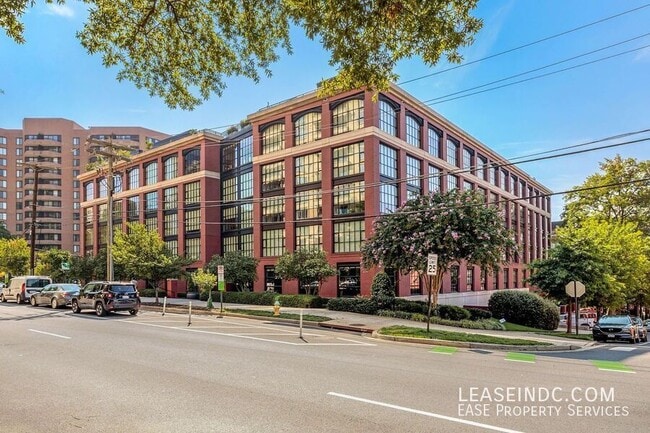 property at 1600 Clarendon Blvd