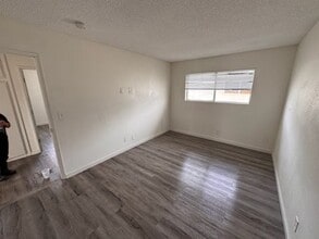 7611 Volga Dr in Huntington Beach, CA - Building Photo - Building Photo