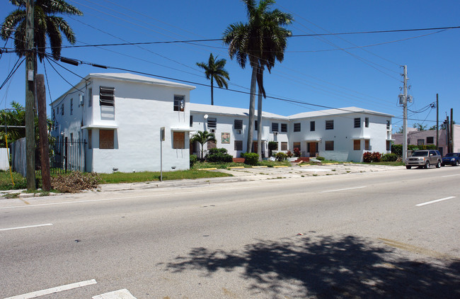 The Kennedy in Miami, FL - Building Photo - Building Photo