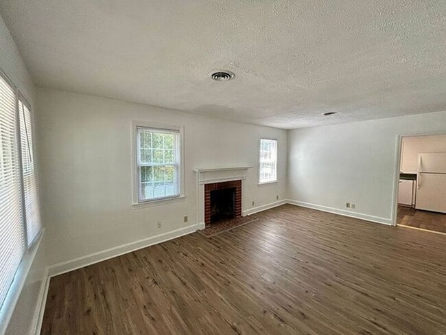 106 Indian Springs Rd in Williamsburg, VA - Building Photo - Building Photo