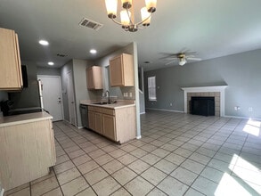 8011 Rustic Park in San Antonio, TX - Building Photo - Building Photo