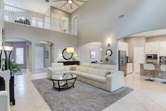8219 Country Park Way in Sarasota, FL - Building Photo - Building Photo