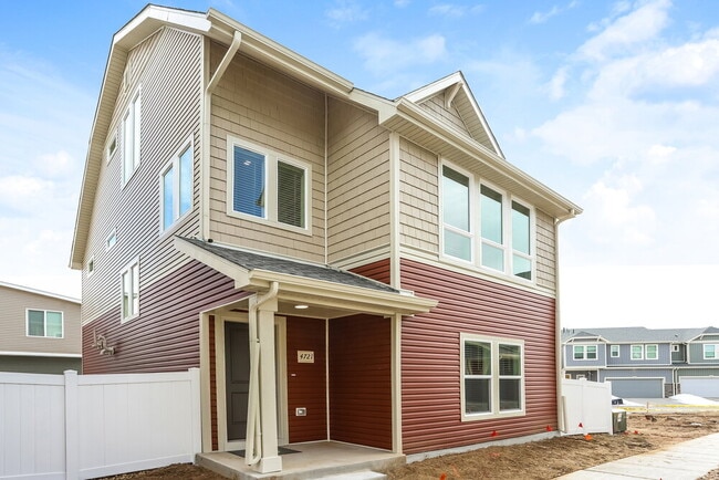 property at 4721 N Tower Dr