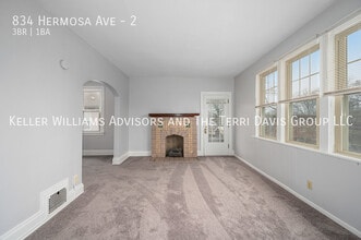 834 Hermosa Ave-Unit -2 in Cincinnati, OH - Building Photo - Building Photo