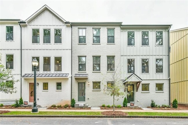 property at 262 Dilbeck Cir