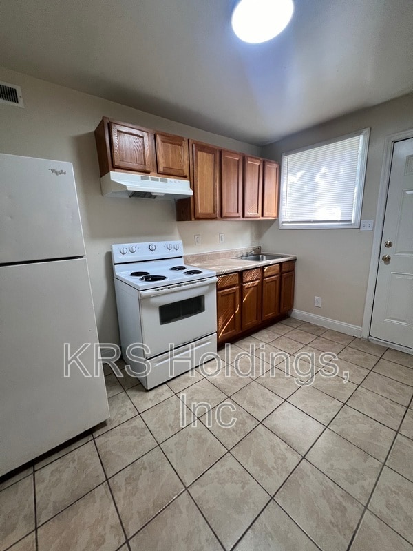 property at 2110 Phaup St