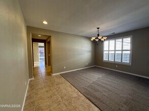 13755 Seabiscuit Dr in Reno, NV - Building Photo - Building Photo