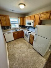 8205 Center Dr in De Soto, KS - Building Photo - Building Photo