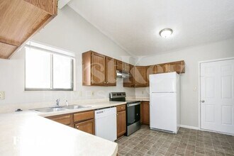 1740 Shorter Dr in Indianapolis, IN - Building Photo - Building Photo