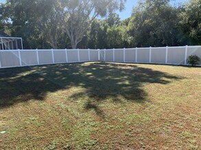 12018 85th St N in Largo, FL - Building Photo - Building Photo