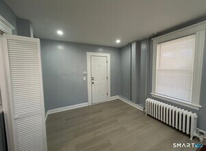 98 Wolcott St in Waterbury, CT - Building Photo - Building Photo