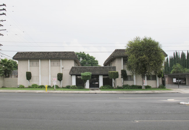 8202 Rosemead Blvd in Pico Rivera, CA - Building Photo - Building Photo