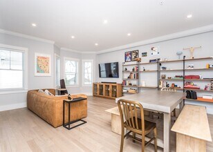 29 Cherry St in Waltham, MA - Building Photo - Building Photo