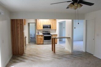 3077 Nord Ave in Chico, CA - Building Photo - Building Photo