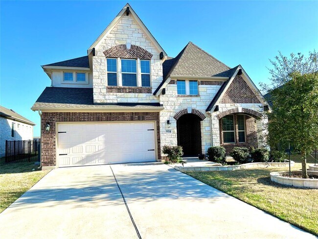 property at 1024 Almeria Bend