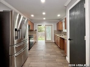 10627 N Shaenridge in San Antonio, TX - Building Photo - Building Photo