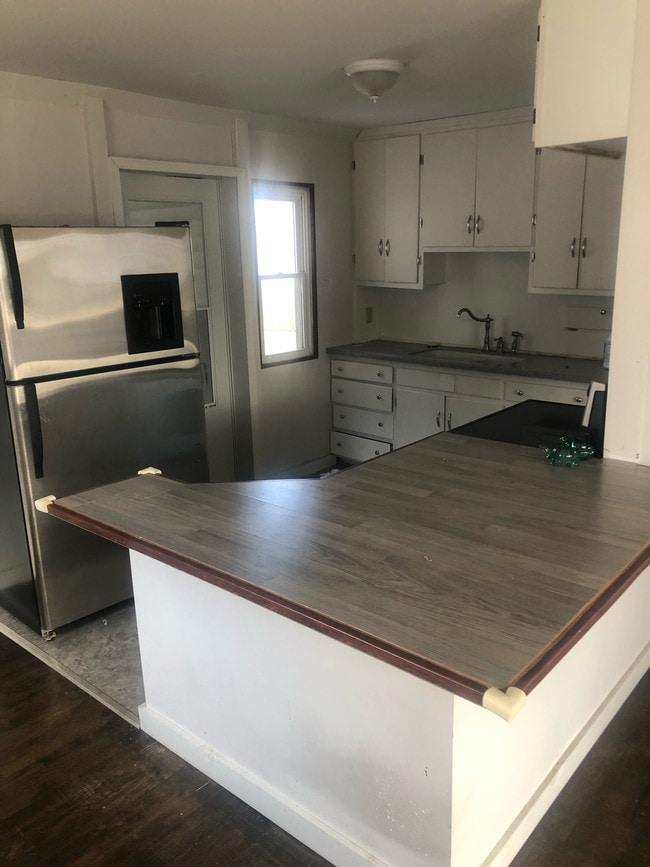 1309 W Monroe St in Herrin, IL - Building Photo - Building Photo