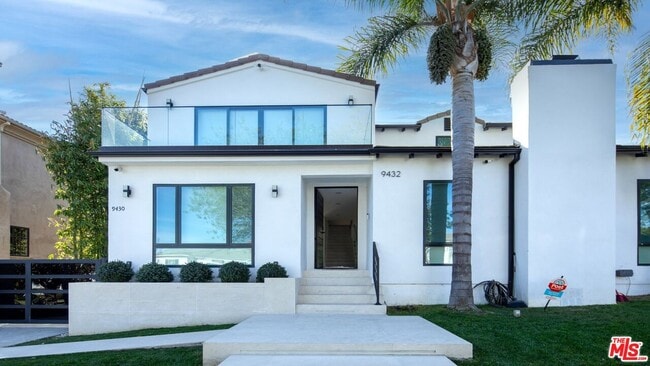 9432 Oakmore Rd in Los Angeles, CA - Building Photo - Building Photo