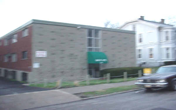 Oak Street Apartments in Cincinnati, OH - Foto de edificio - Building Photo