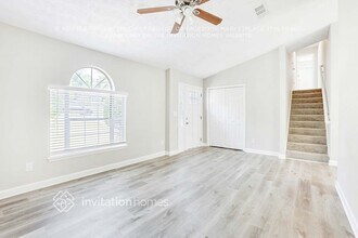 4511 Yorkdale Dr in Decatur, GA - Foto de edificio - Building Photo