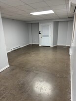 305 N Jefferson St, Unit 305 in Mount Union, PA - Building Photo